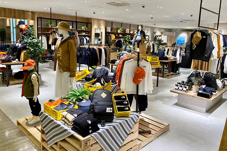 OUTSIDE THE BOX（アウトサイド ザ ボックス）