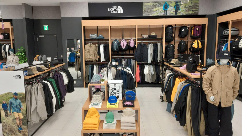 アウトドアカジュアルウェア