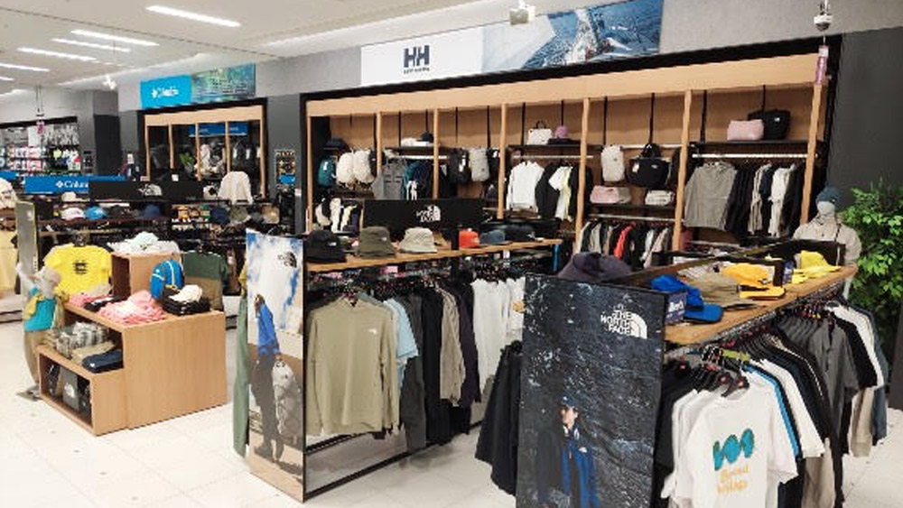 アウトドアカジュアルウェア