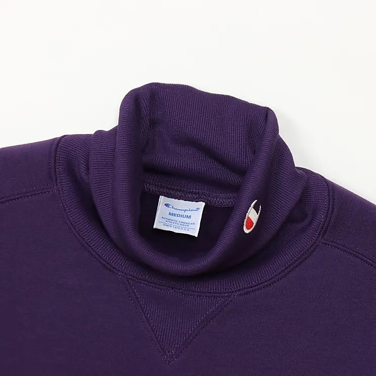 TURTLE NECK SWEATSHIRT