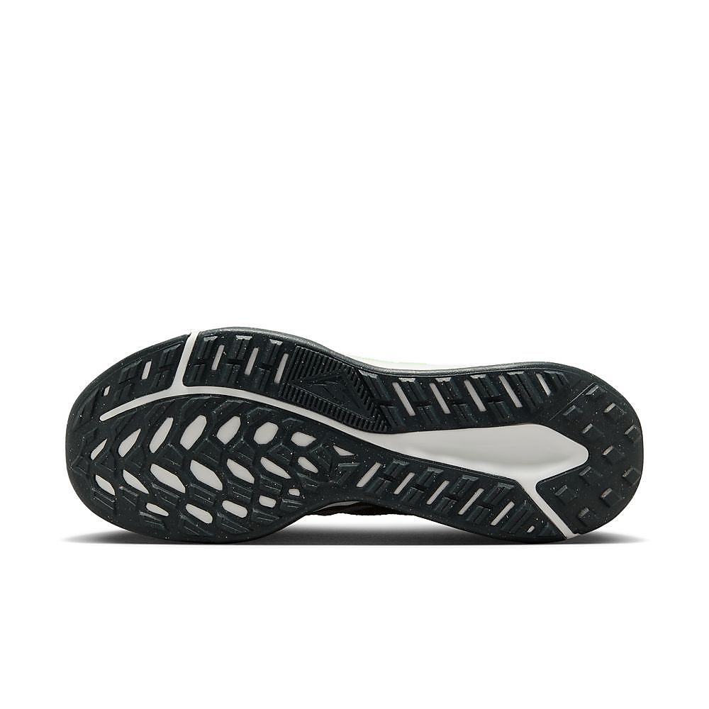 ナイキ ジュニパー トレイル 2 NN