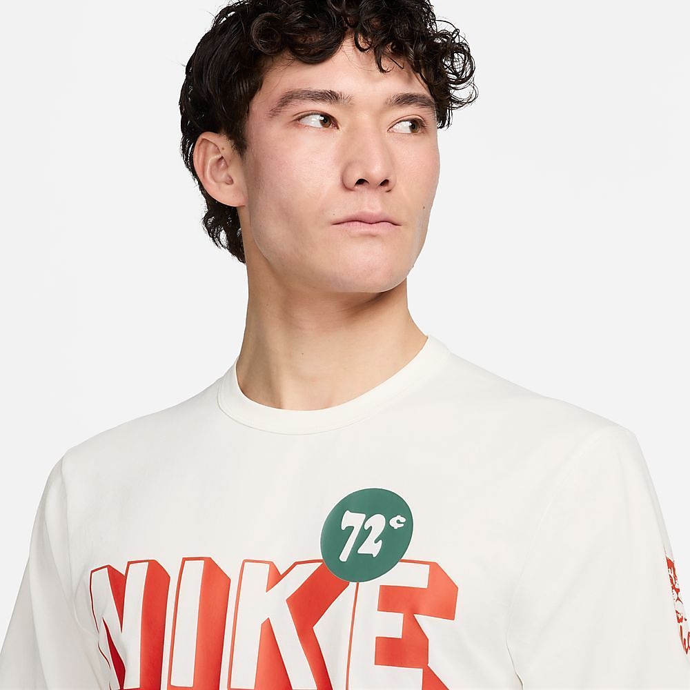 ナイキ DF UV HYVERSE グラフィック S/S トップ