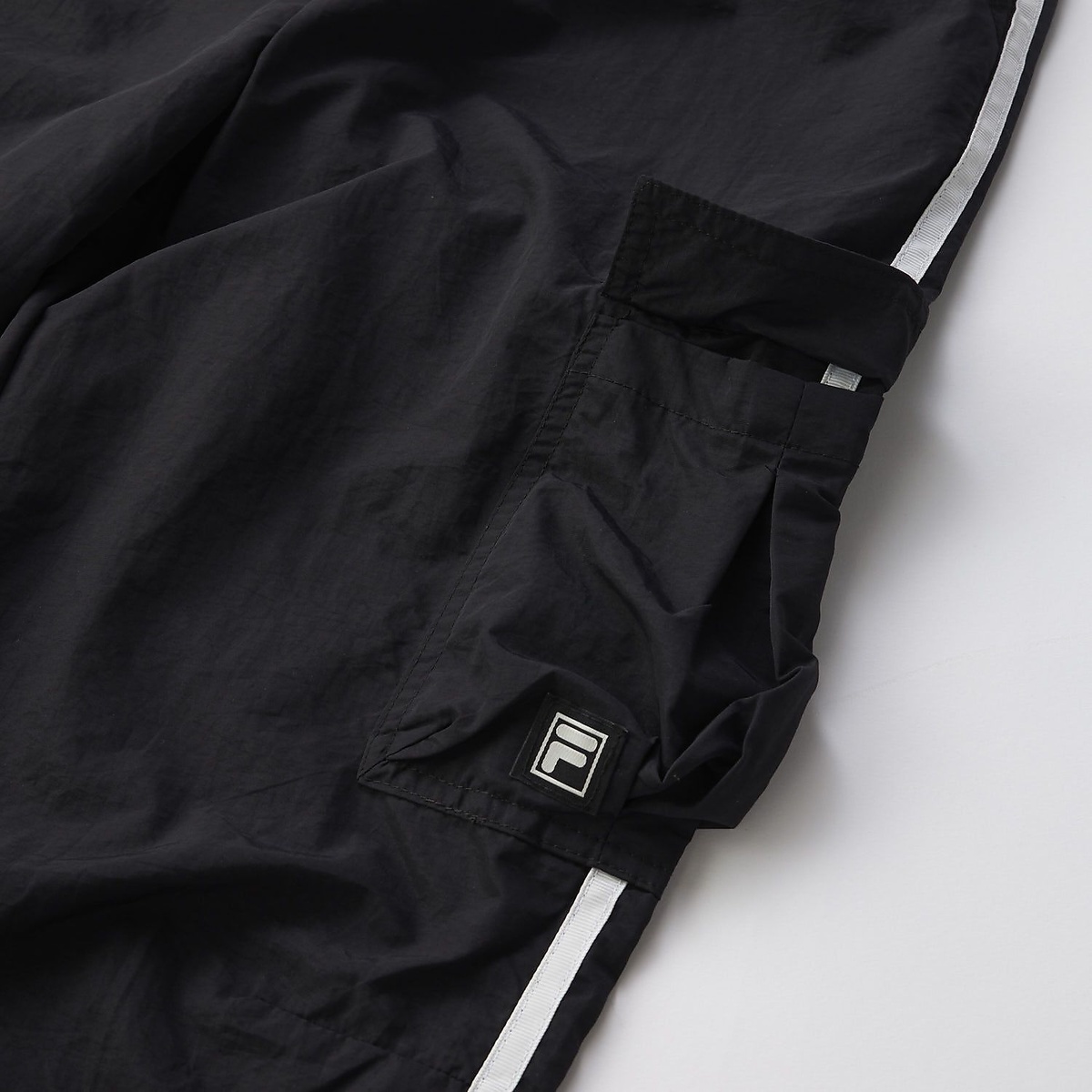 FILAナイロンパンツ