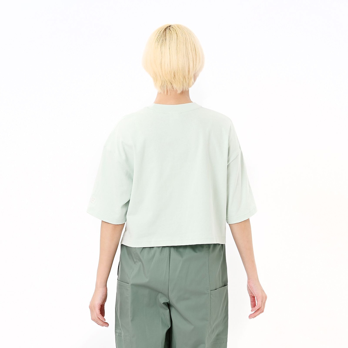 Athletics フラワー オーバーサイズクロップショートスリーブTシャツ