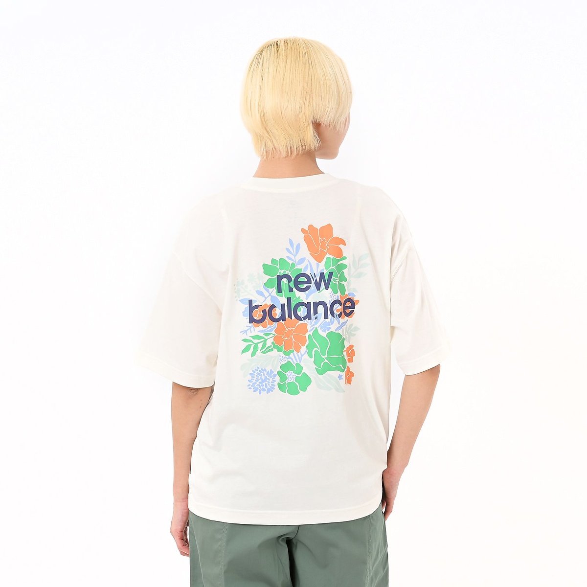 フラワー オーバーサイズドショートスリーブTシャツ