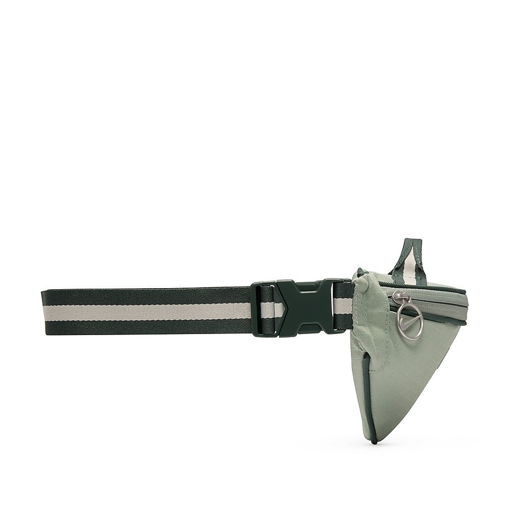 ナイキ ヘリテージ S ウエスト パック レトロ