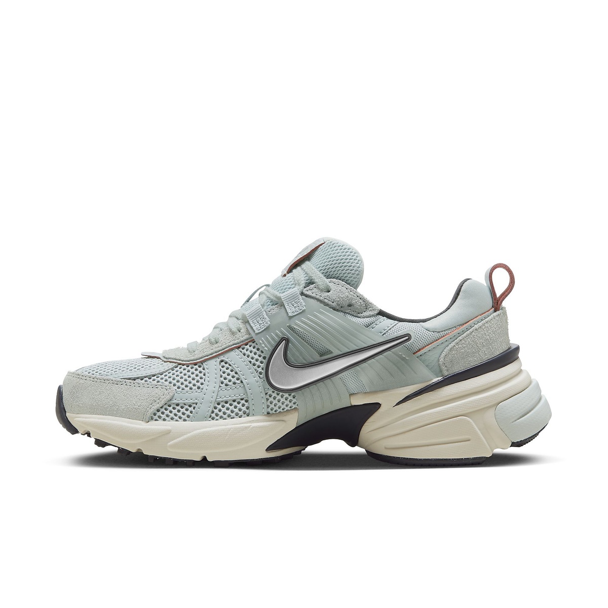 ナイキ ウィメンズ V2K ラン