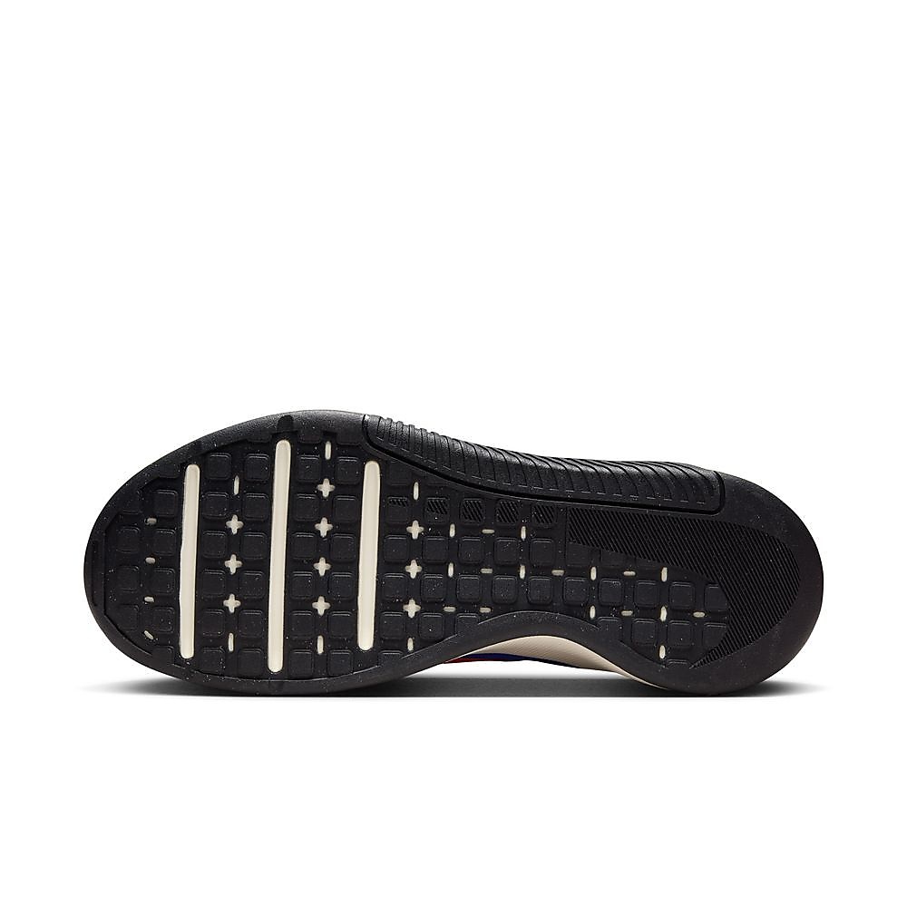 ナイキ MC トレーナー 3