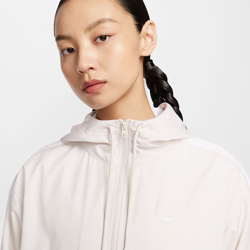 ナイキ ウィメンズ NSW エッセンシャル UV ウーブン フーディ ジャケット