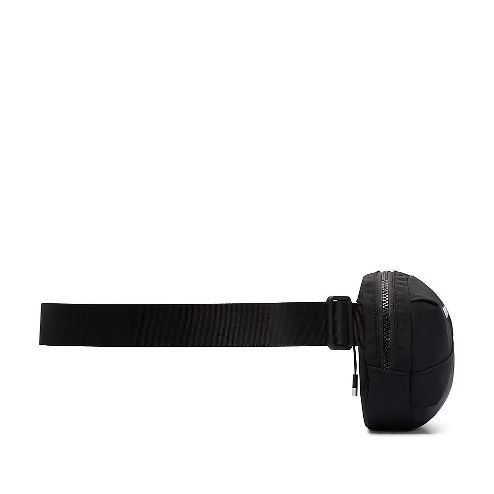 ナイキ オーラ ウエストパック