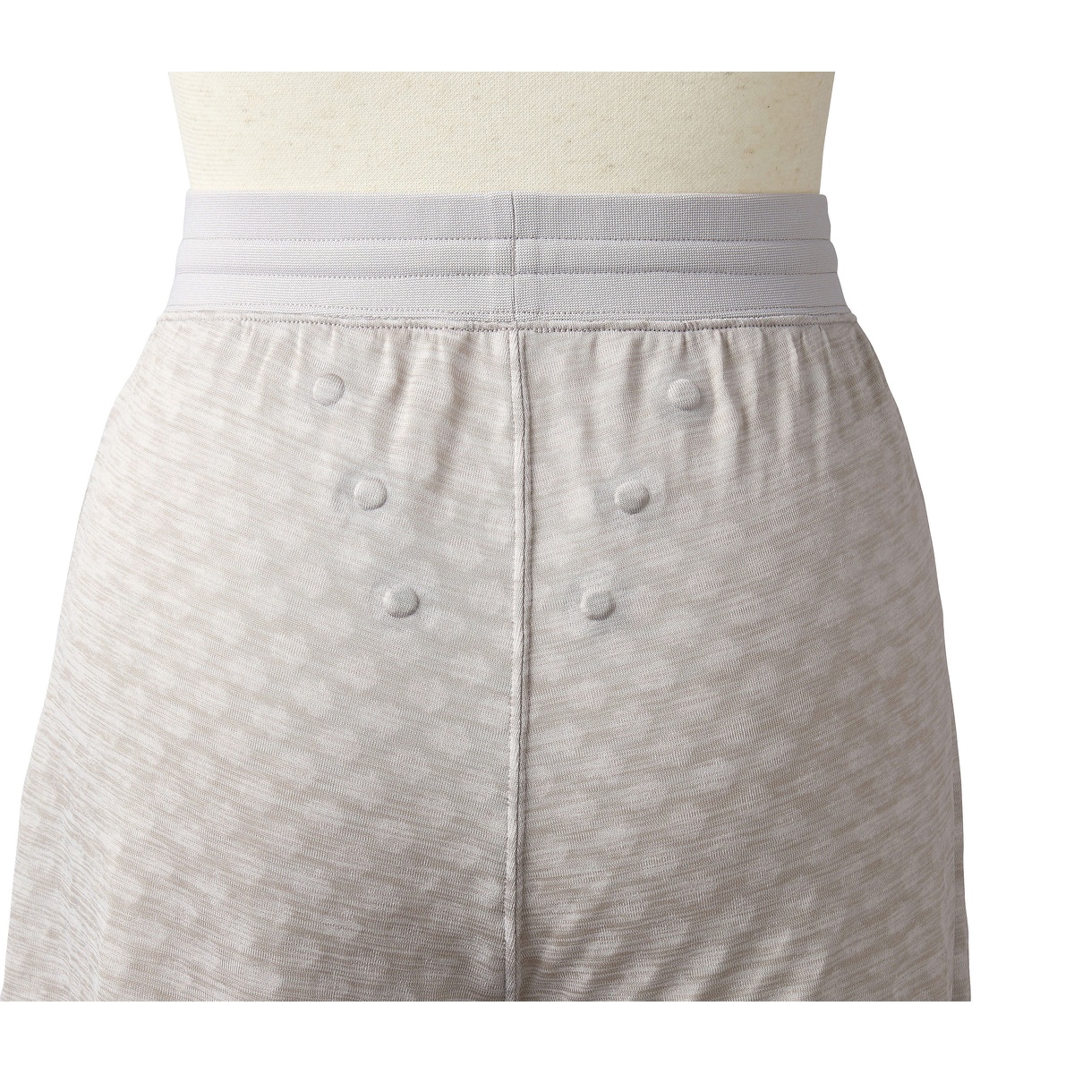 MAGNE  リカバリーウェアPLUS ハーフパンツ