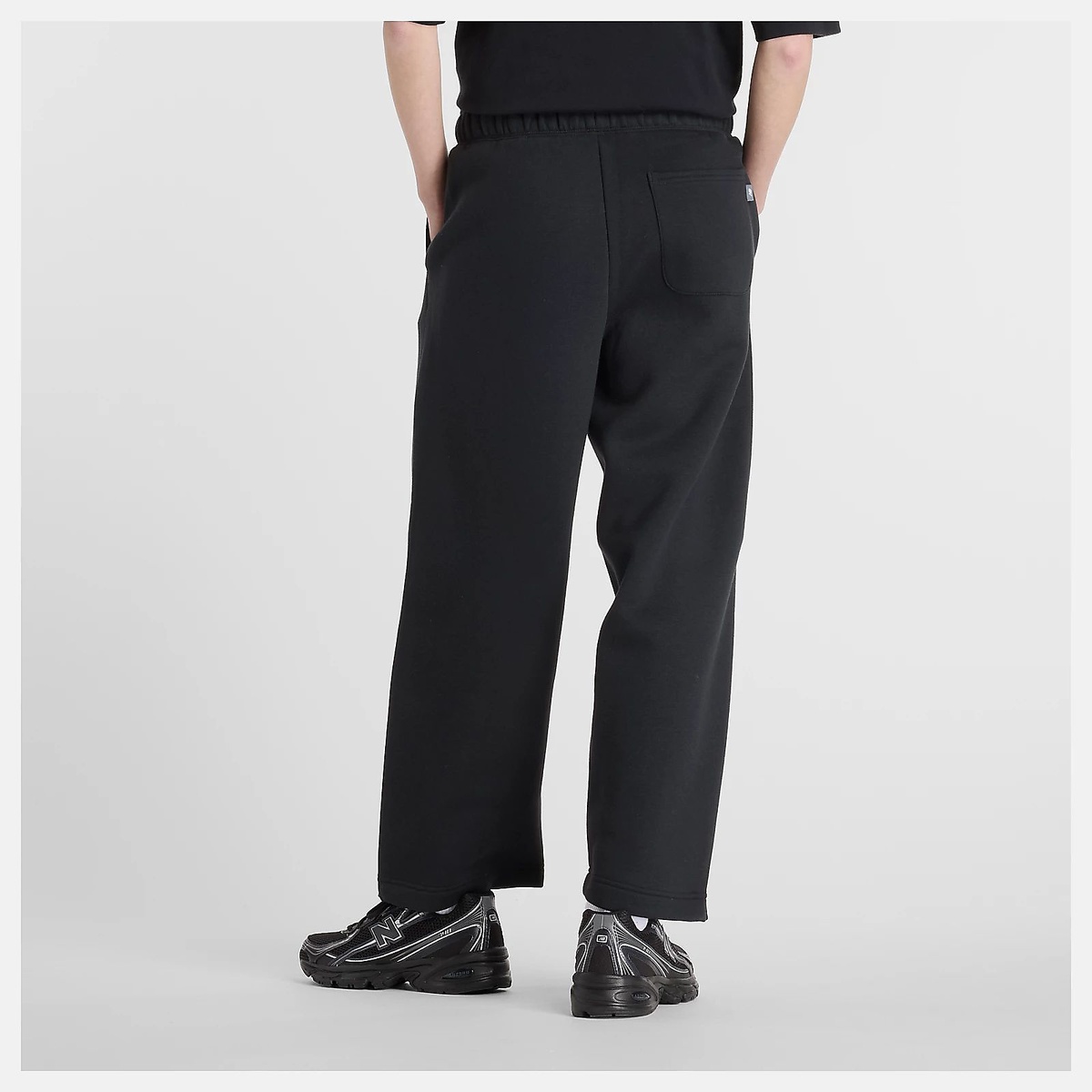 Linear Heritage フリースバレルレッグパンツ