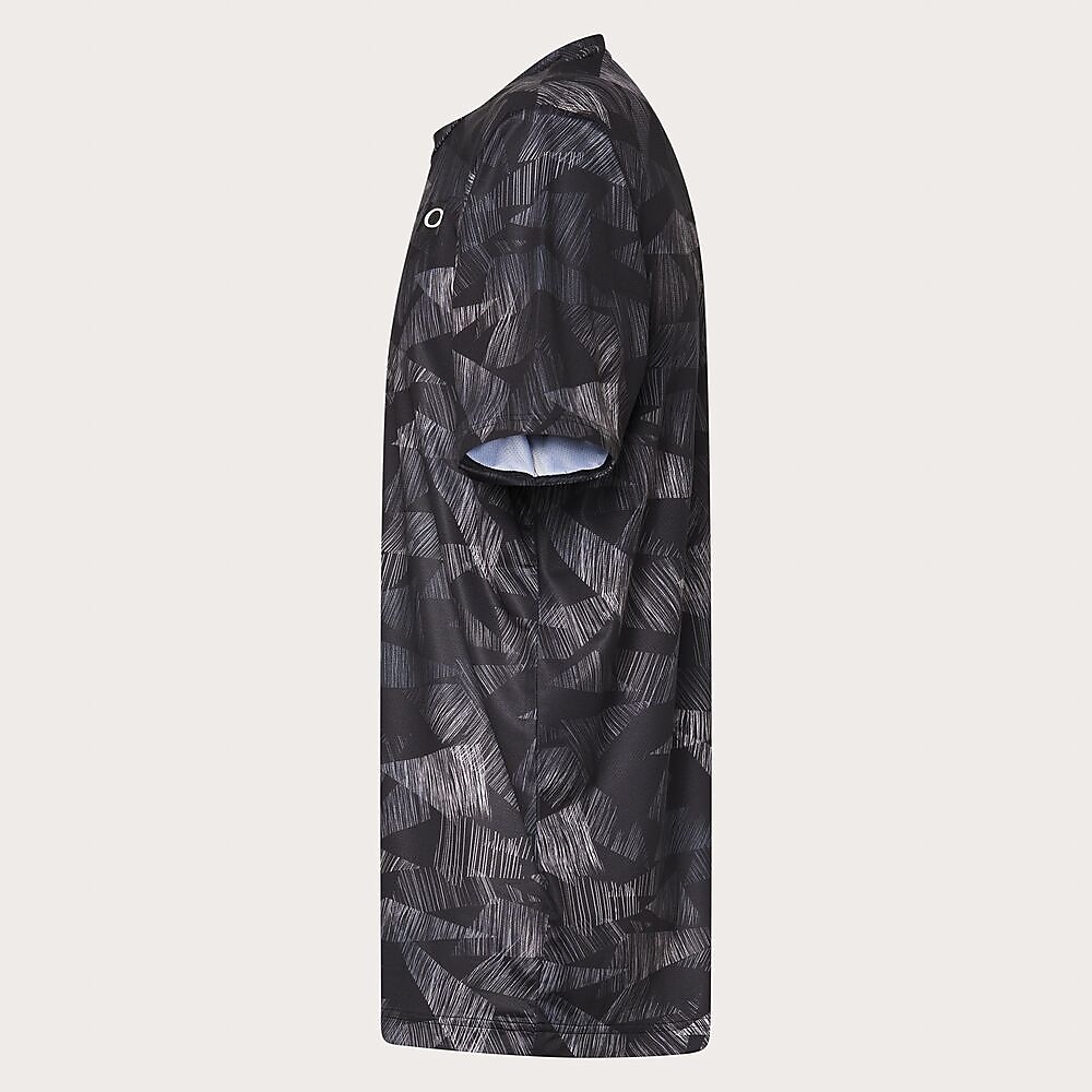 SLANT GRAPHIC TEE 12.0