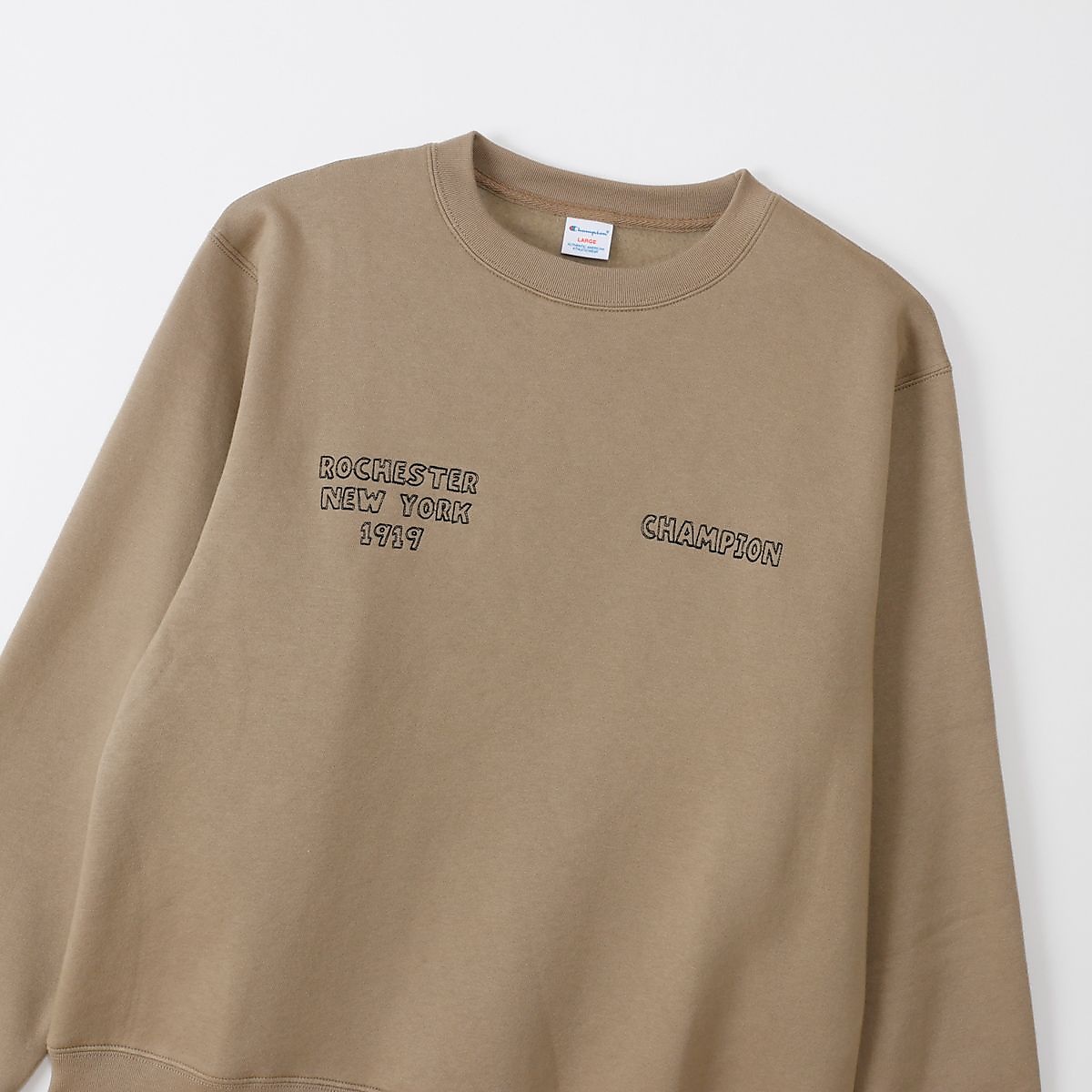 CREW NECK SWEATSHIRT
