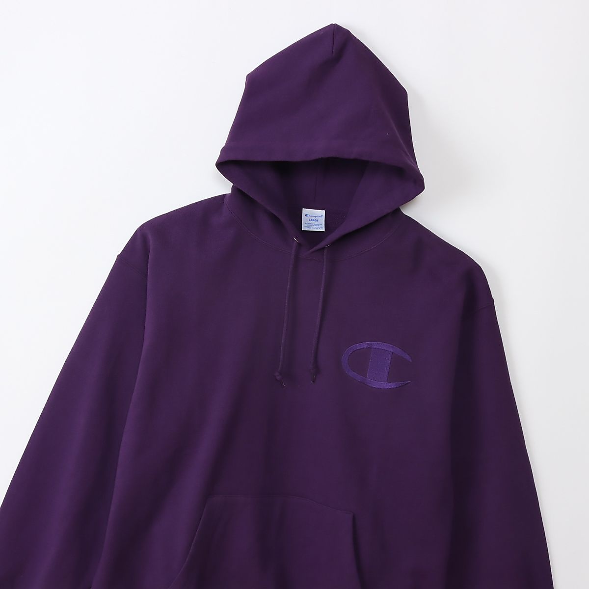 HOODED SWEATSHIRT