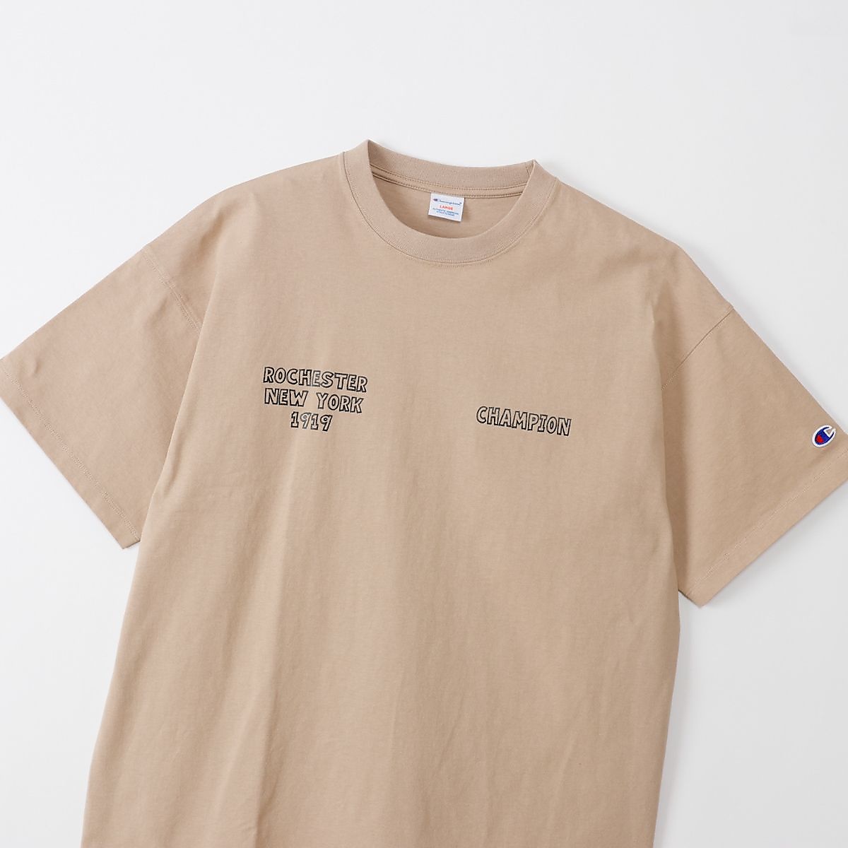 SHORT SLEEVE T-SHIRT