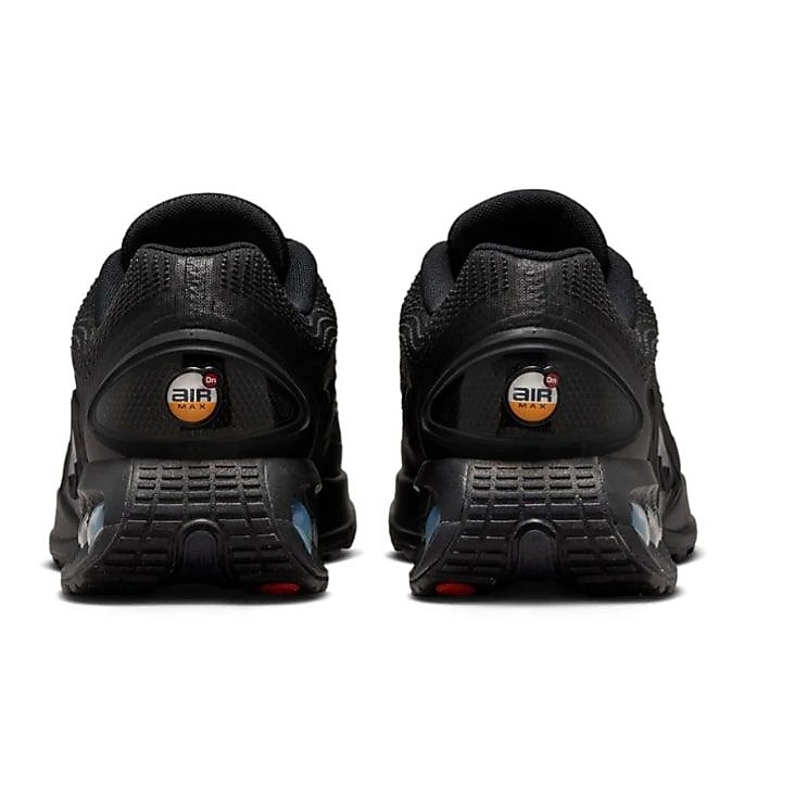 ナイキ エア マックス DN