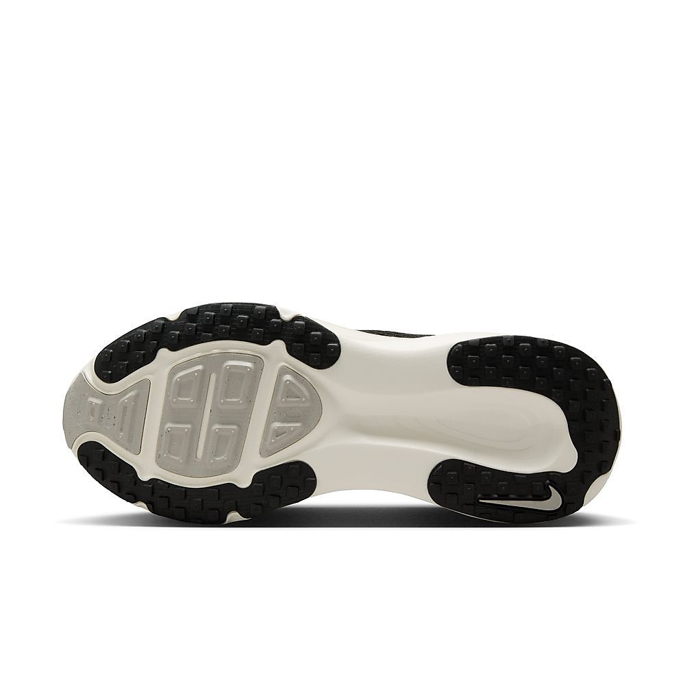 ナイキ ウィメンズ ズーム ボメロ 18