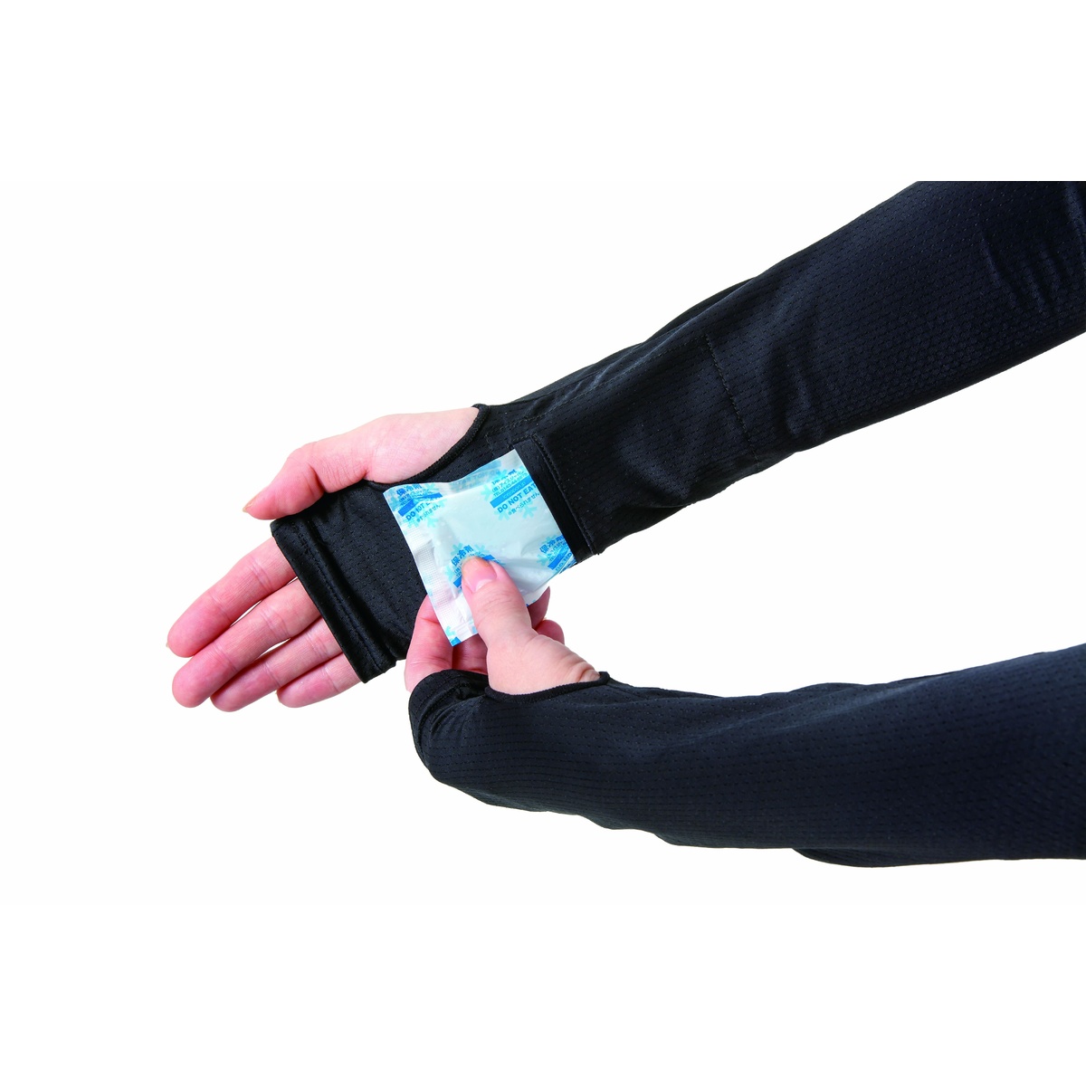 リアリークールアームカバー