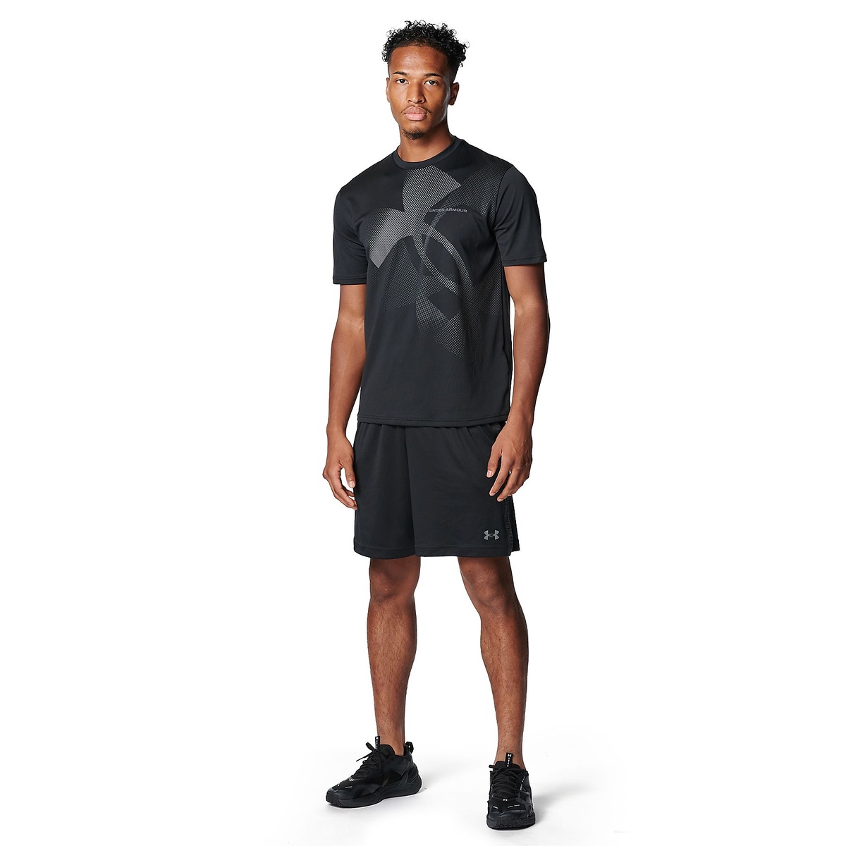 UA TECH XL LOGO SHORT SLEEVE T-SHIRT