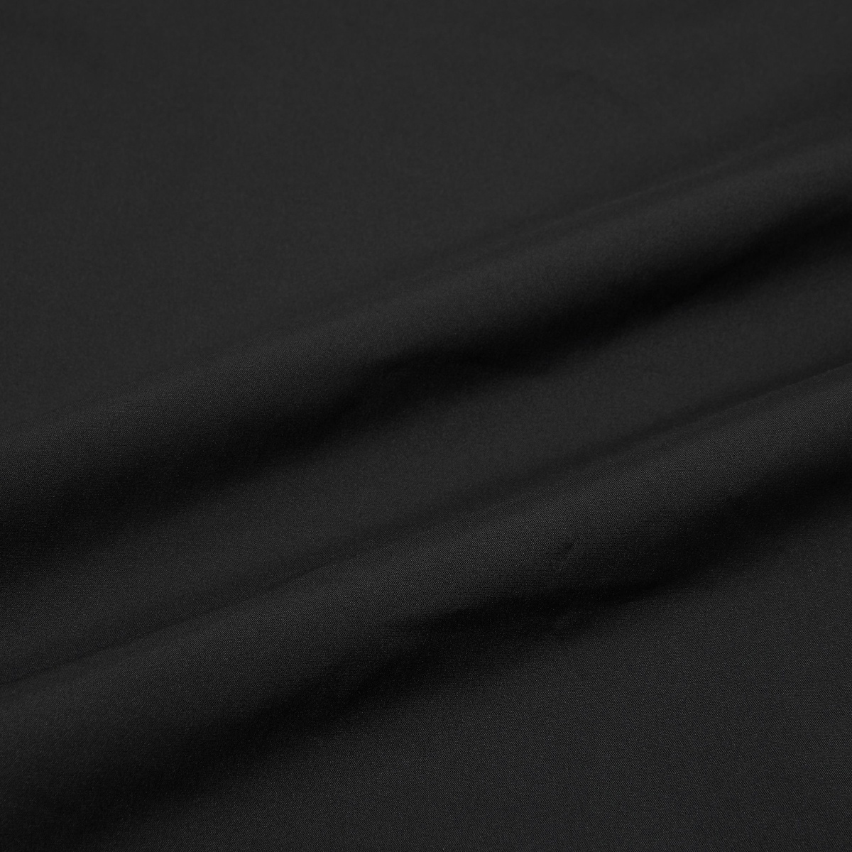 【THE THIRD】 ラインドクロストップ