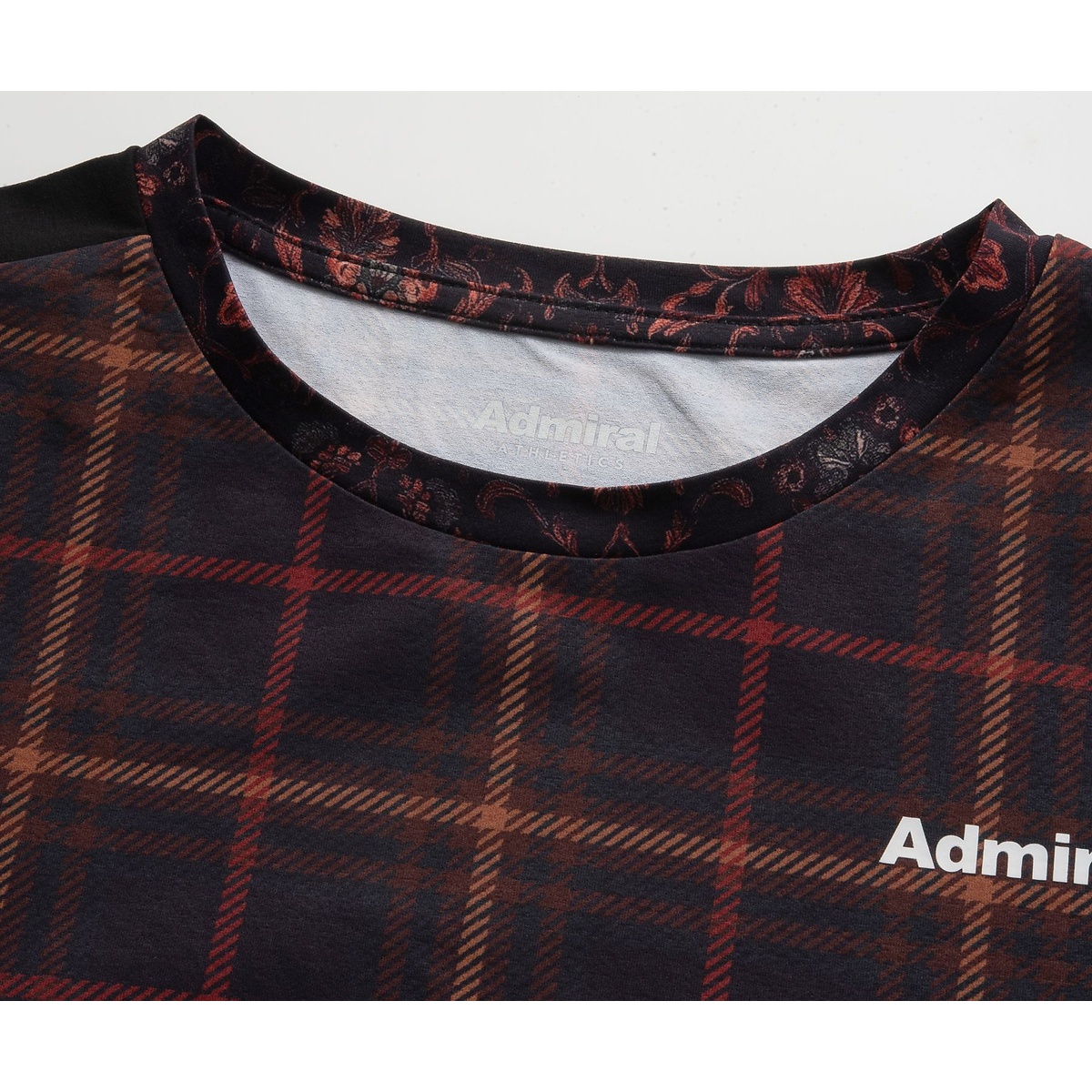 アシメブロッキングアソートグラフィックTEE