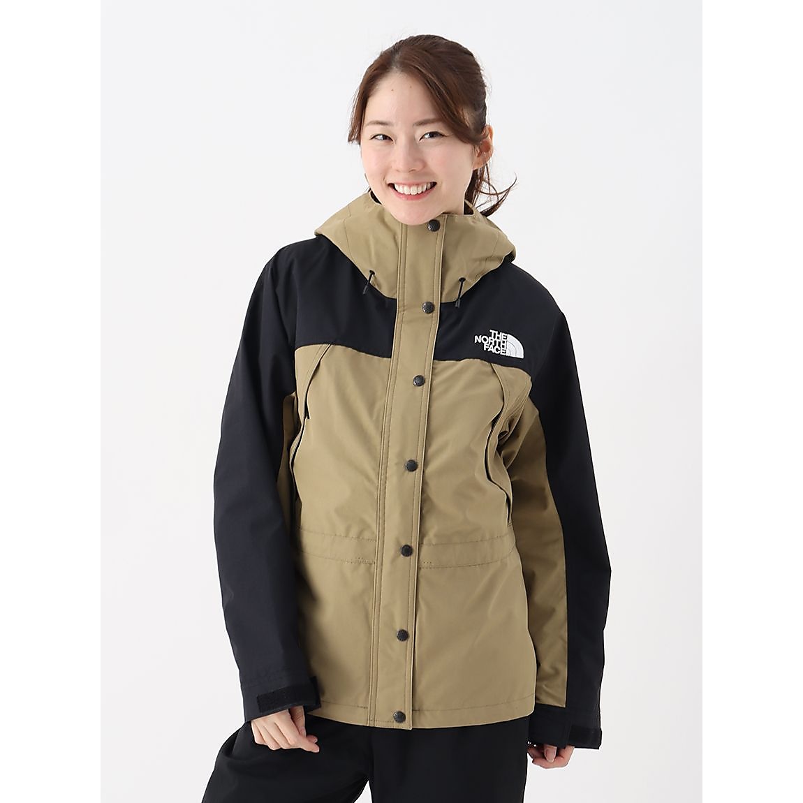 Mountain Light Jacket　 (マウンテンライトジャケット)