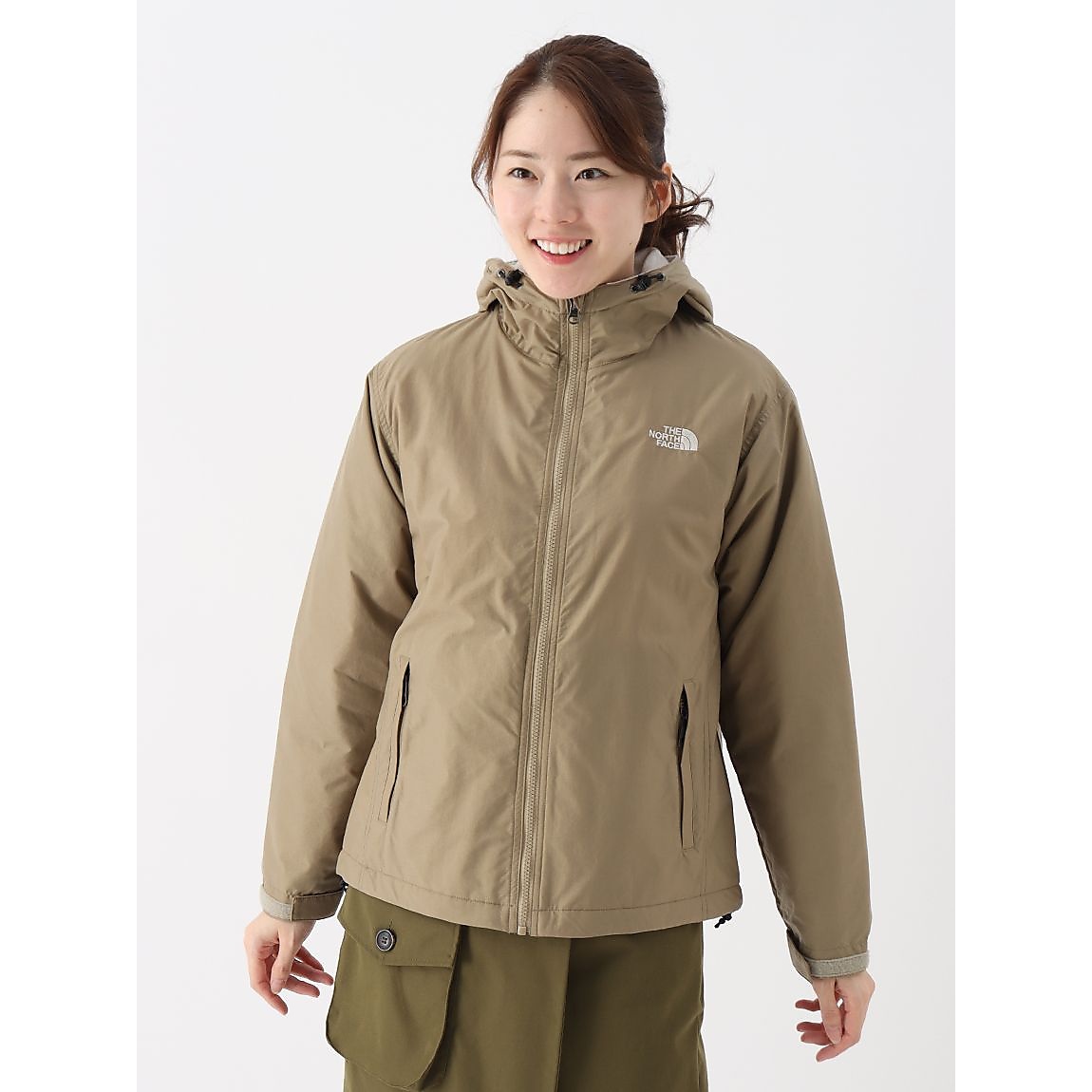 Compact Nomad Jacket　(コンパクトノマドジャケット)