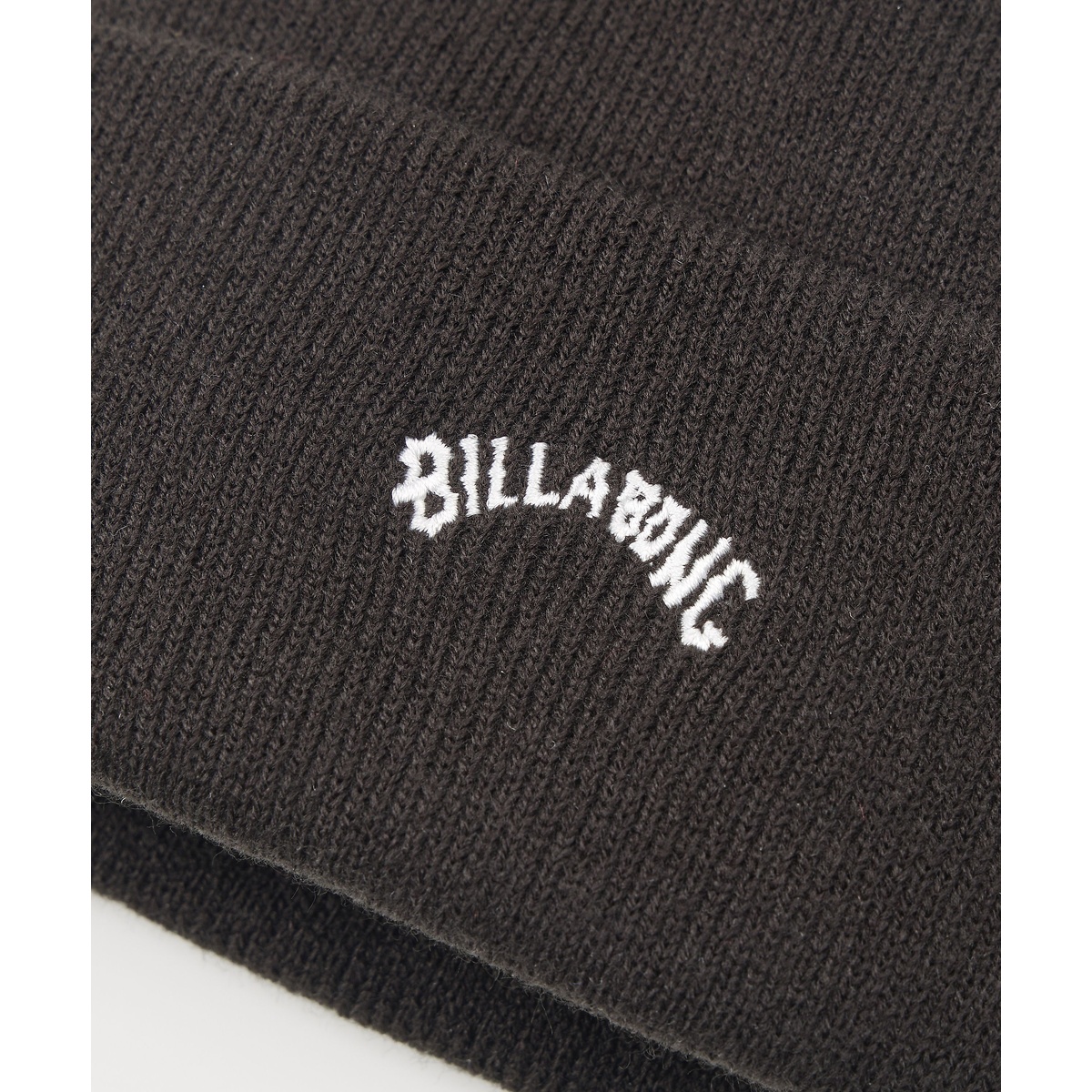 24A583501-ARCH BEANIE