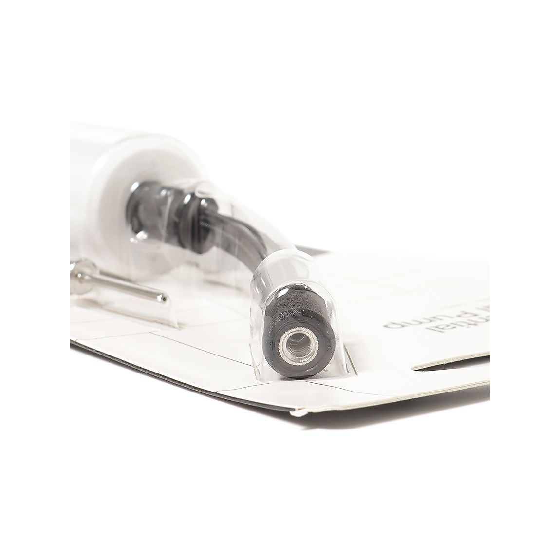 ナイキ エッセンシャル ボールポンプ