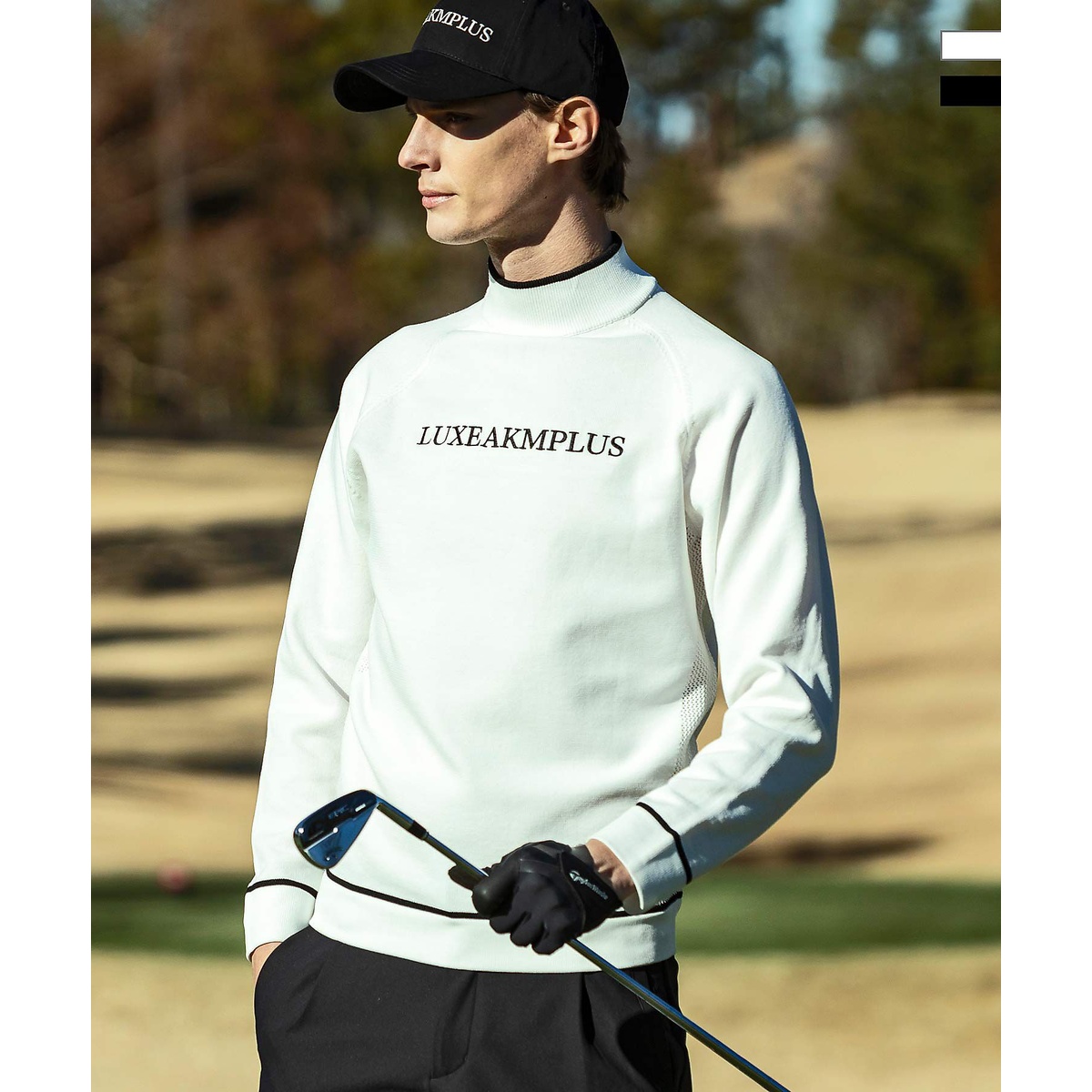 LIGHT MOCK NECK KNIT