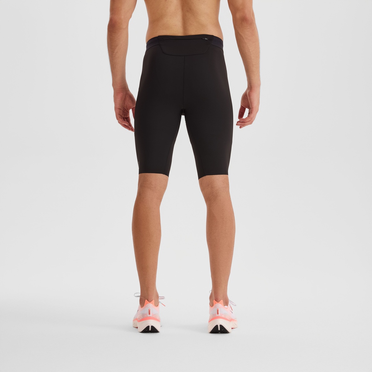 ショートタイツ