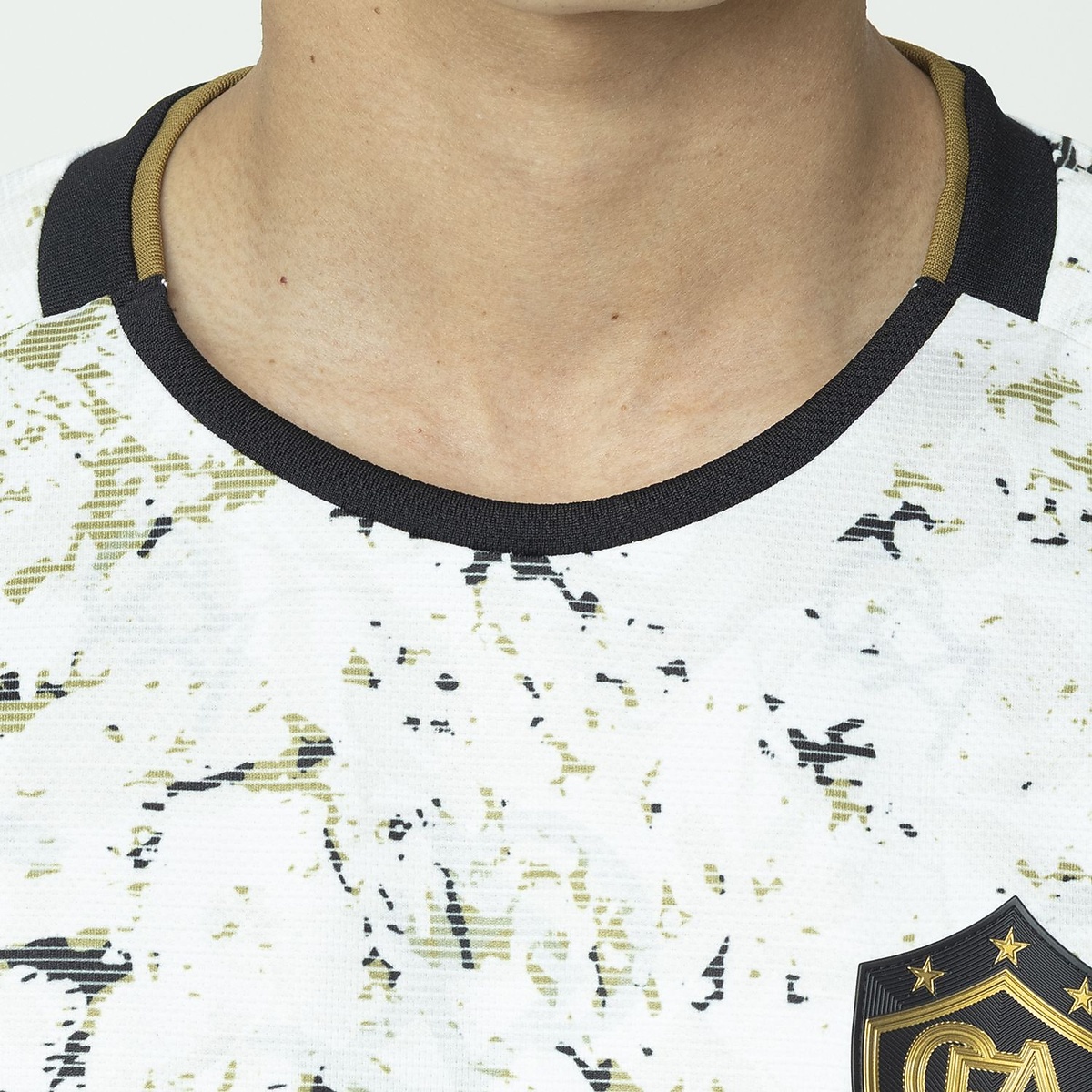 FCA グラフィックプラクティスシャツWHT MIX