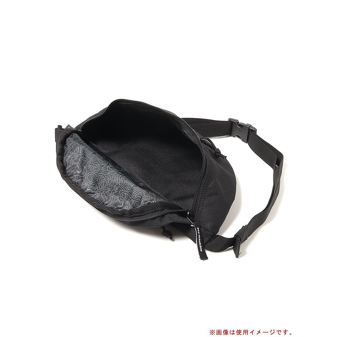 ウエストポーチ