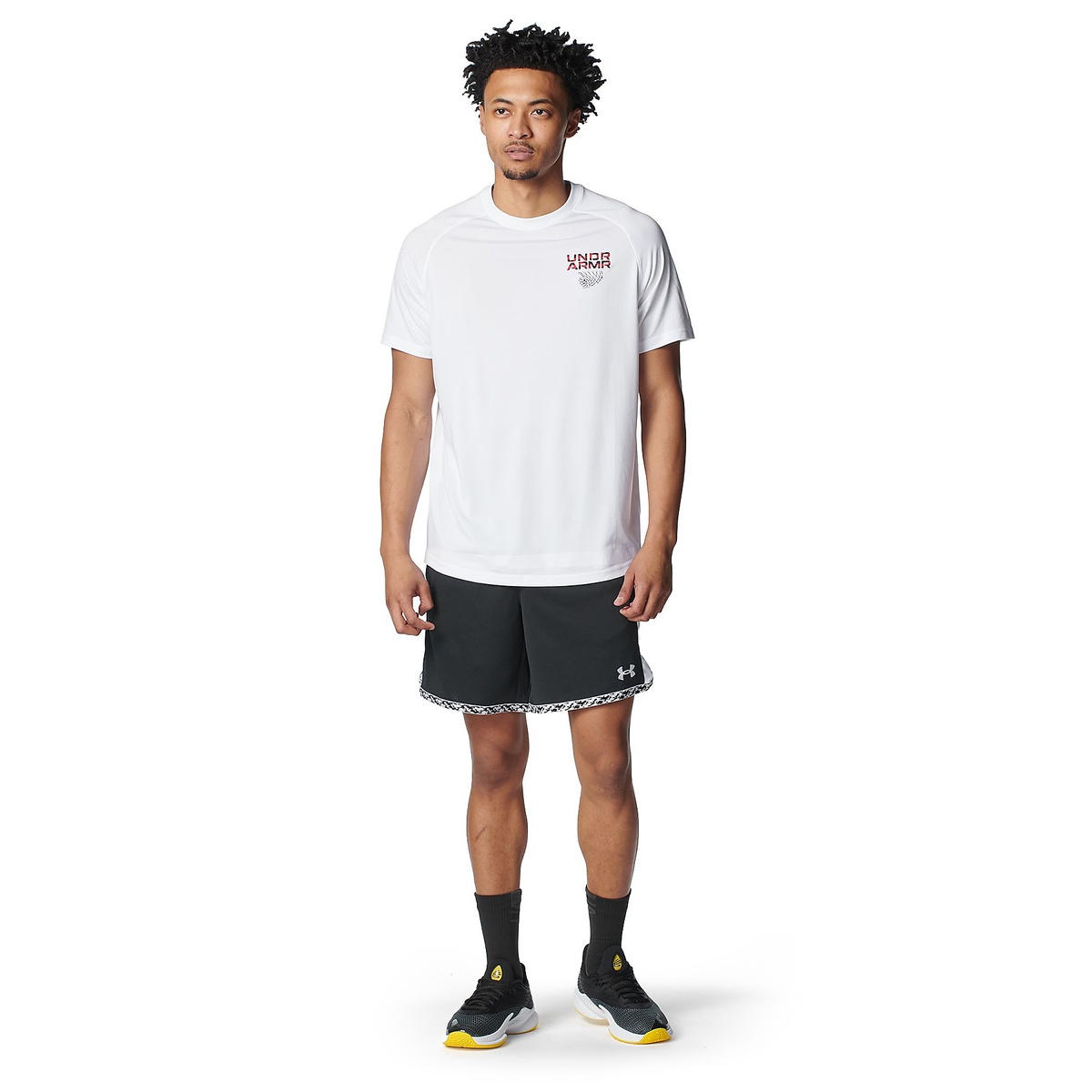 UA DREAMERS GRAPHIC SHORT SLEEVE T-SHIRT
