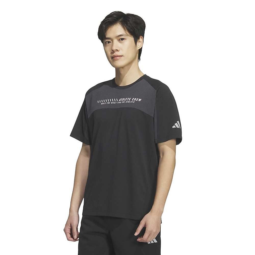 M ADPT Tシャツ