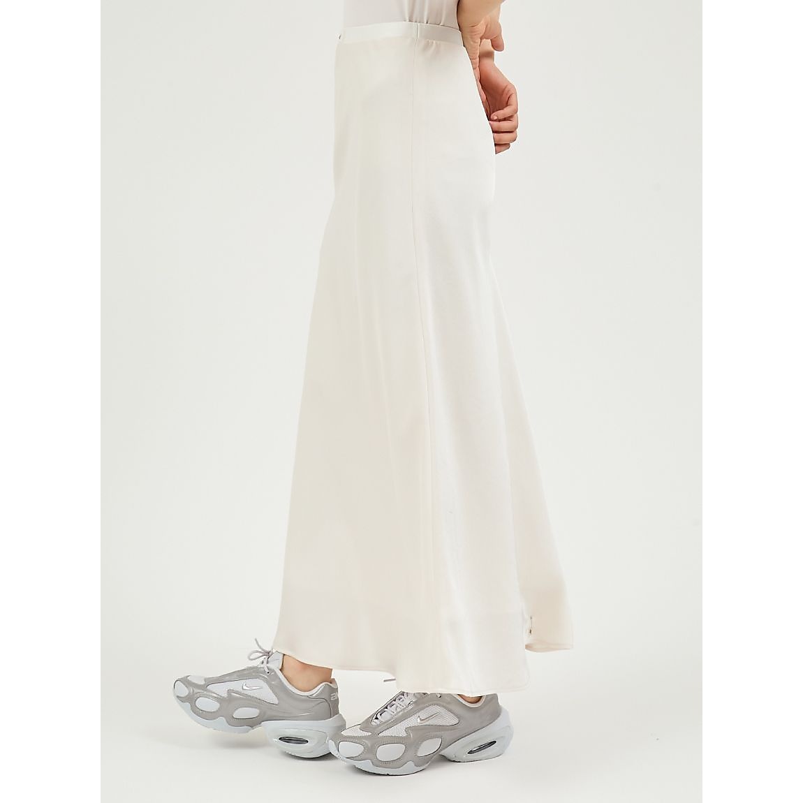 ゴムウエストナロースカート