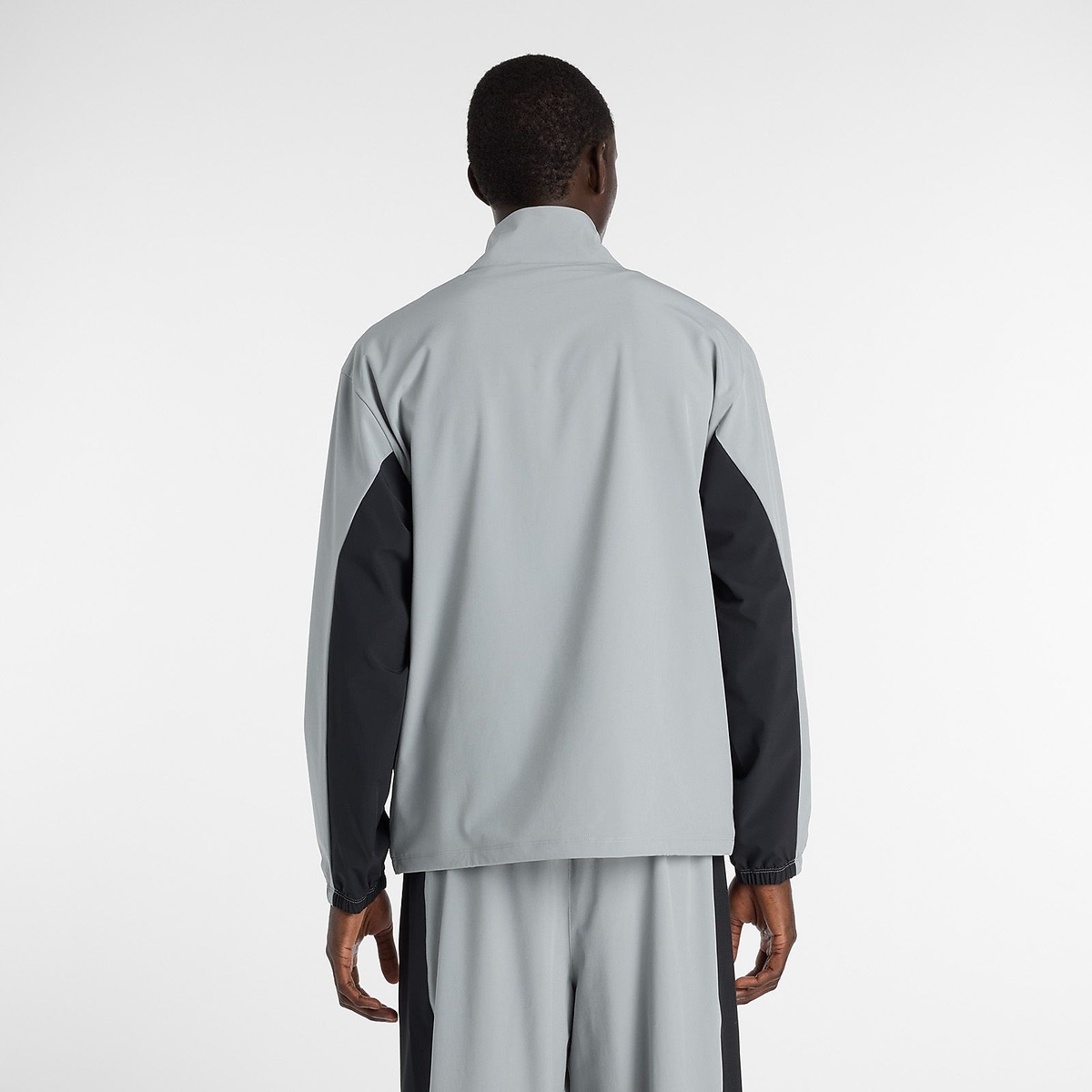 ウーブントラックジャケット