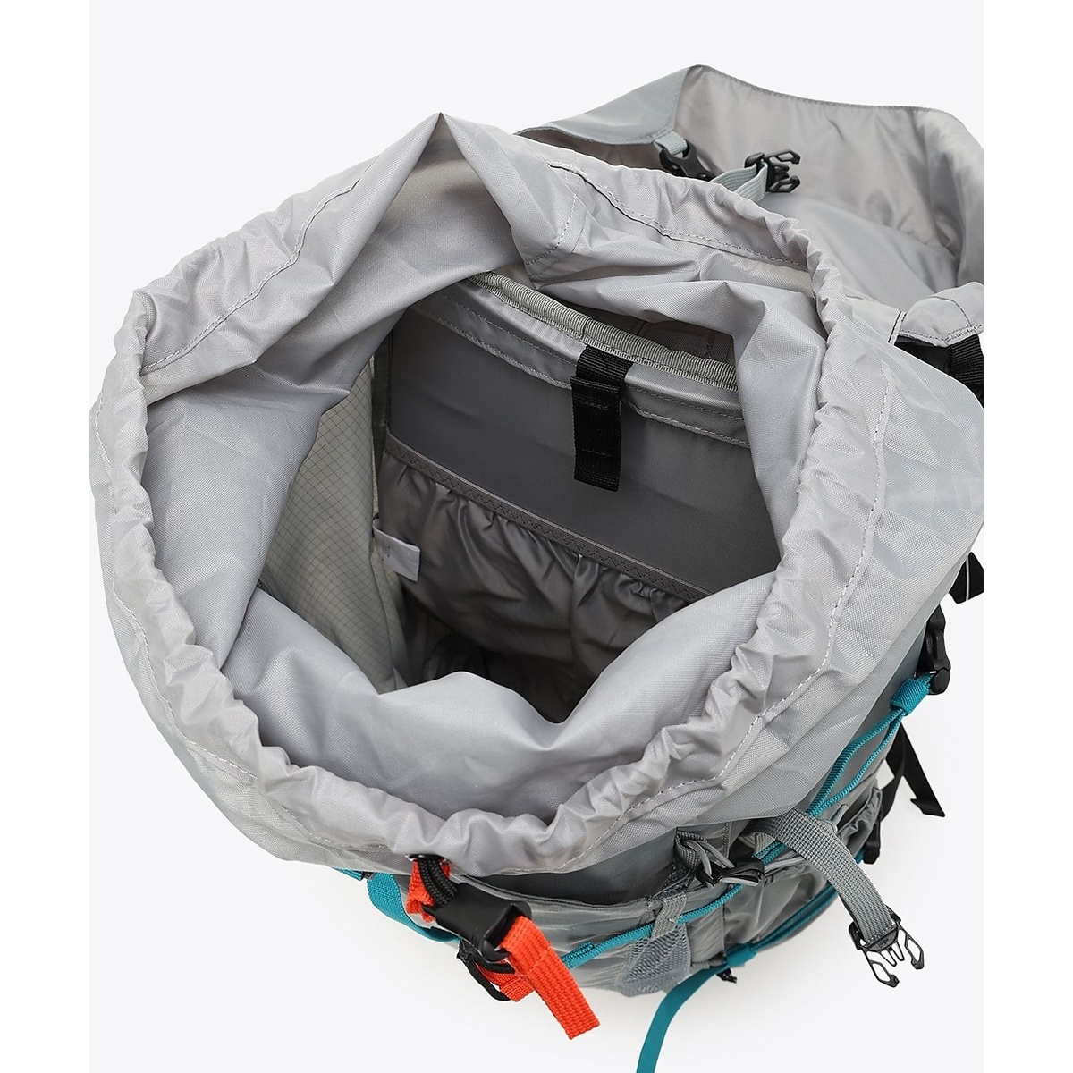 ワイルドウッドハイツ33L + 5Lバックパック