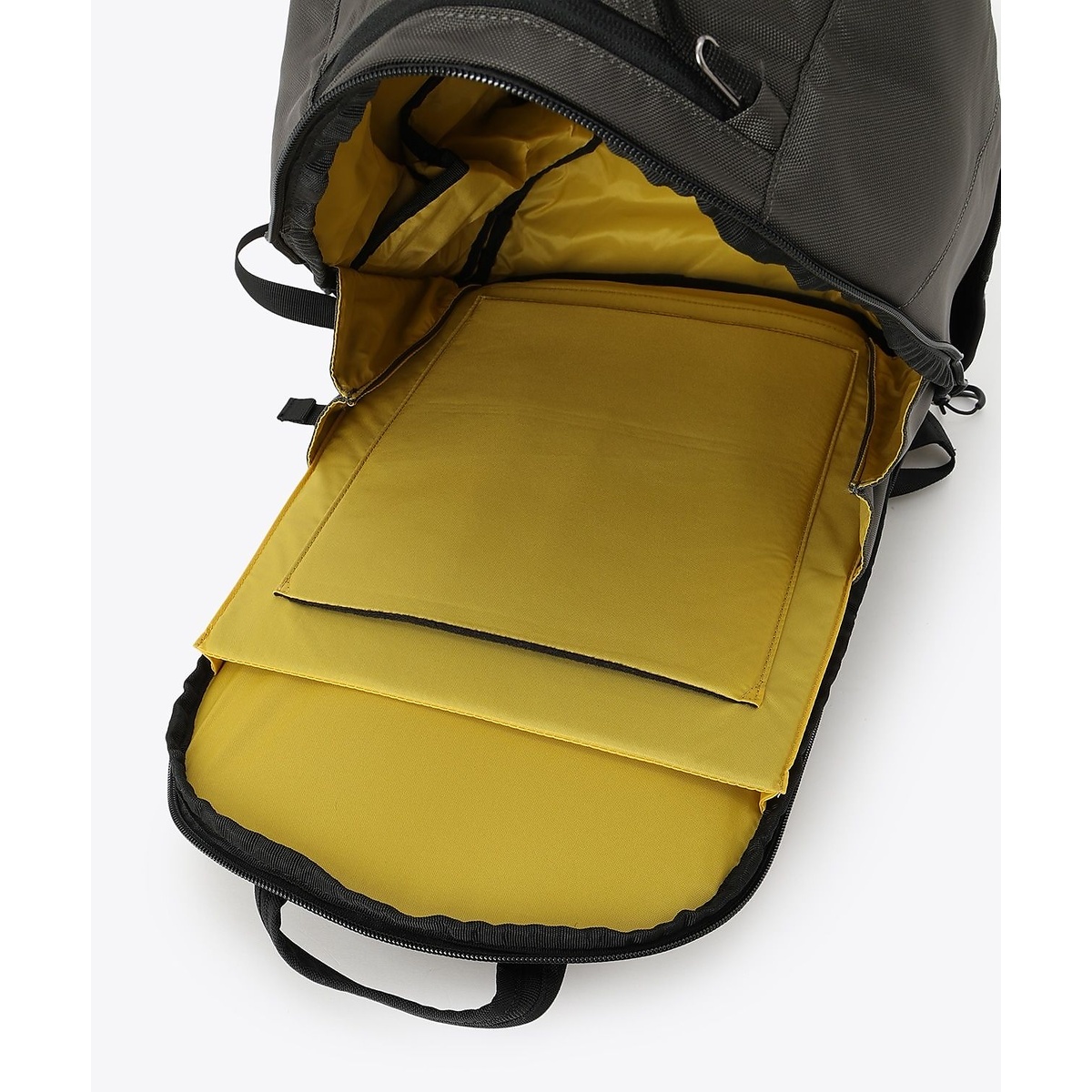 パナシーアクロスオーバー26Lバックパック