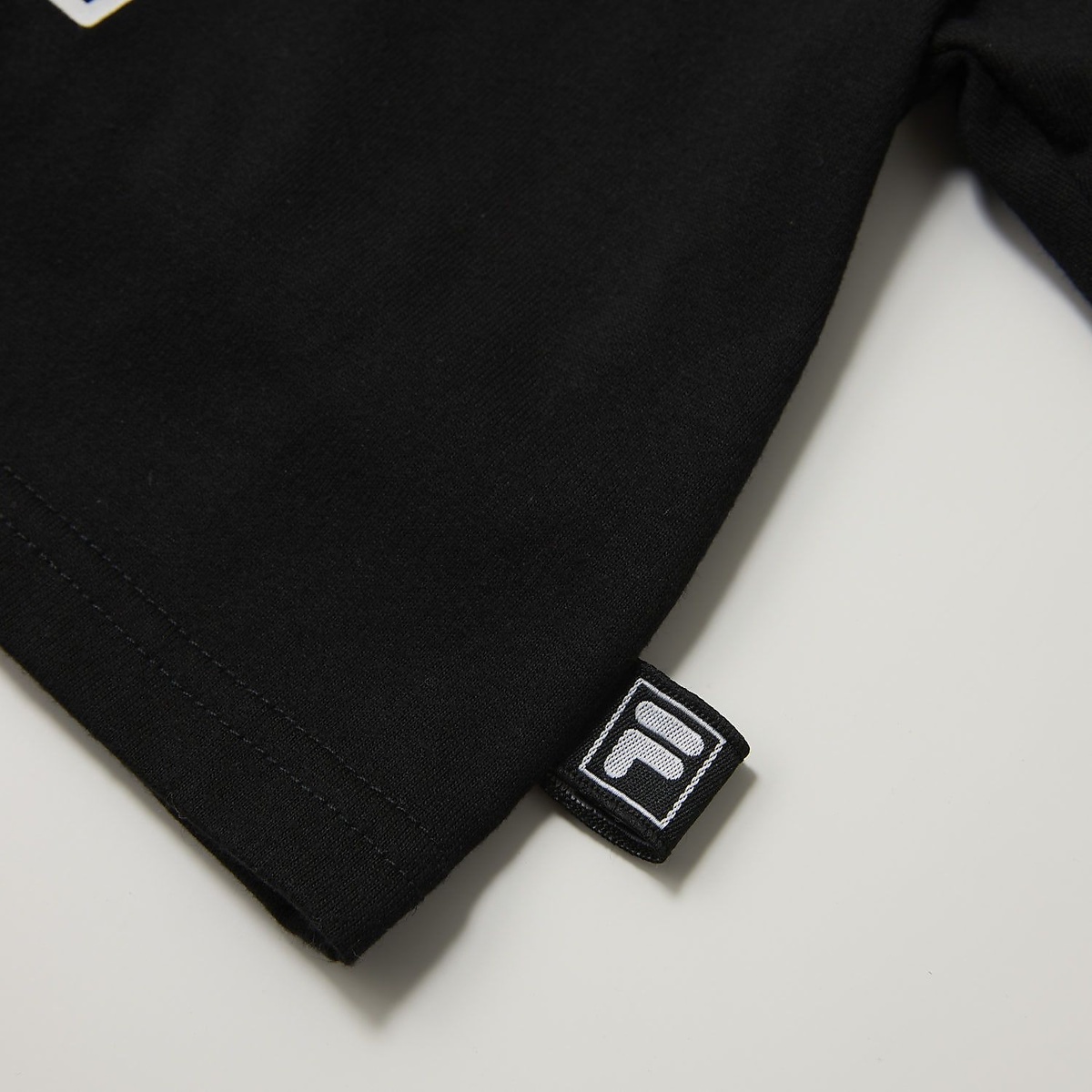 TT ハンソデTシャツ