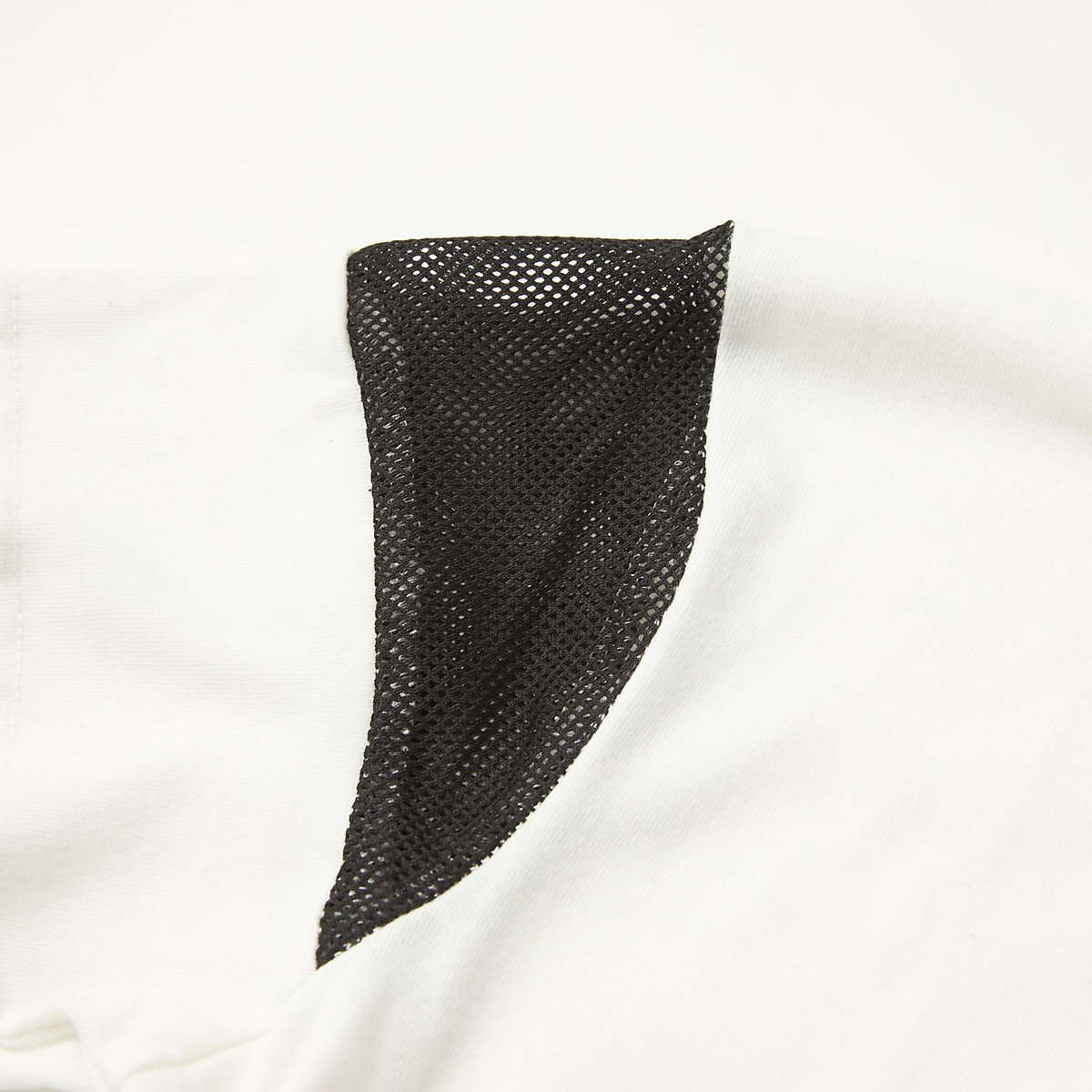 TT ハンソデTシャツ