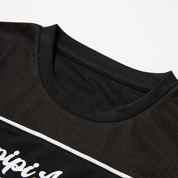 TT ハンソデTシャツ