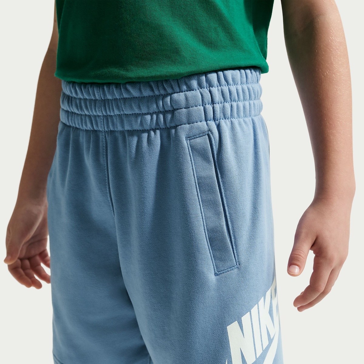 ナイキ YTH NSW クラブ FT ショート ハイブリッド