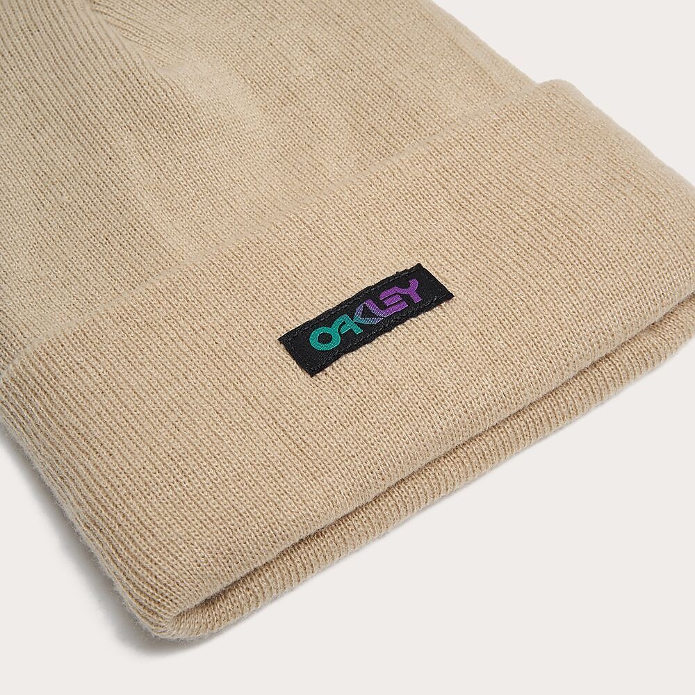 B1B GRADIENT PATCH BEANIE