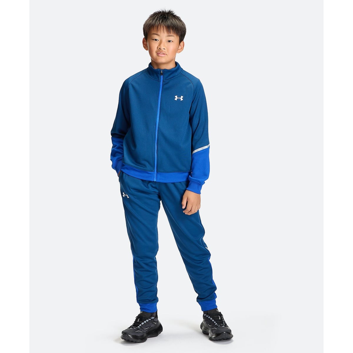 UA TRACK PANTS