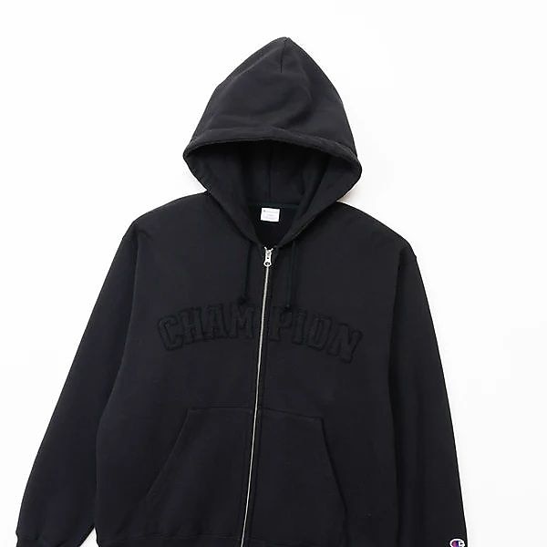 ZIP HOODED SWEATSHIRT