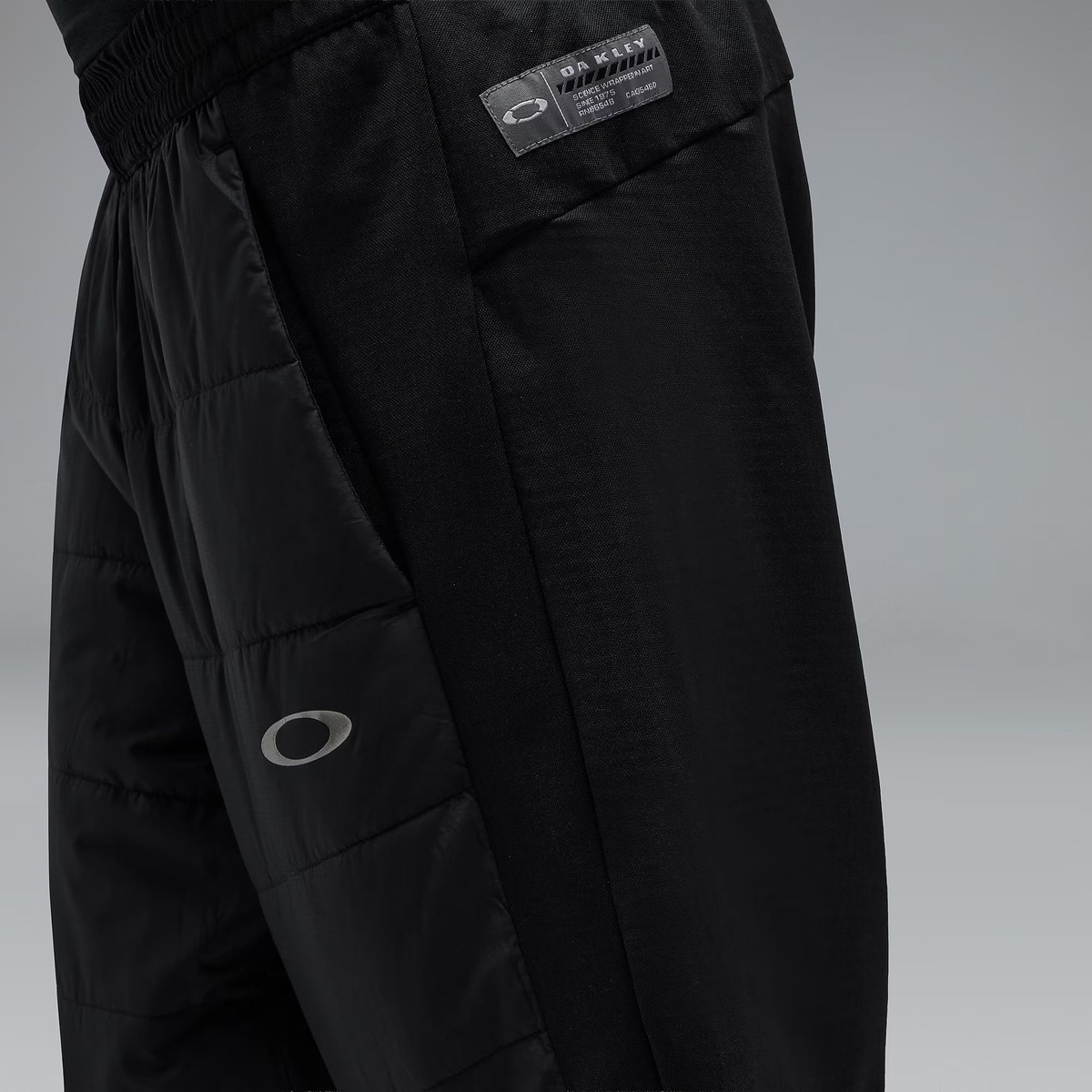STRIKING HYBRID WARM PANTS