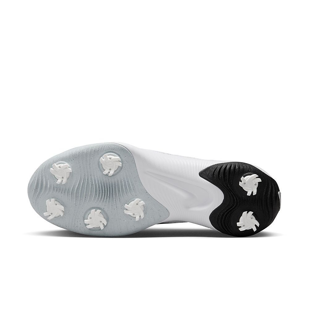 ナイキ ビクトリー PRO 3 NN