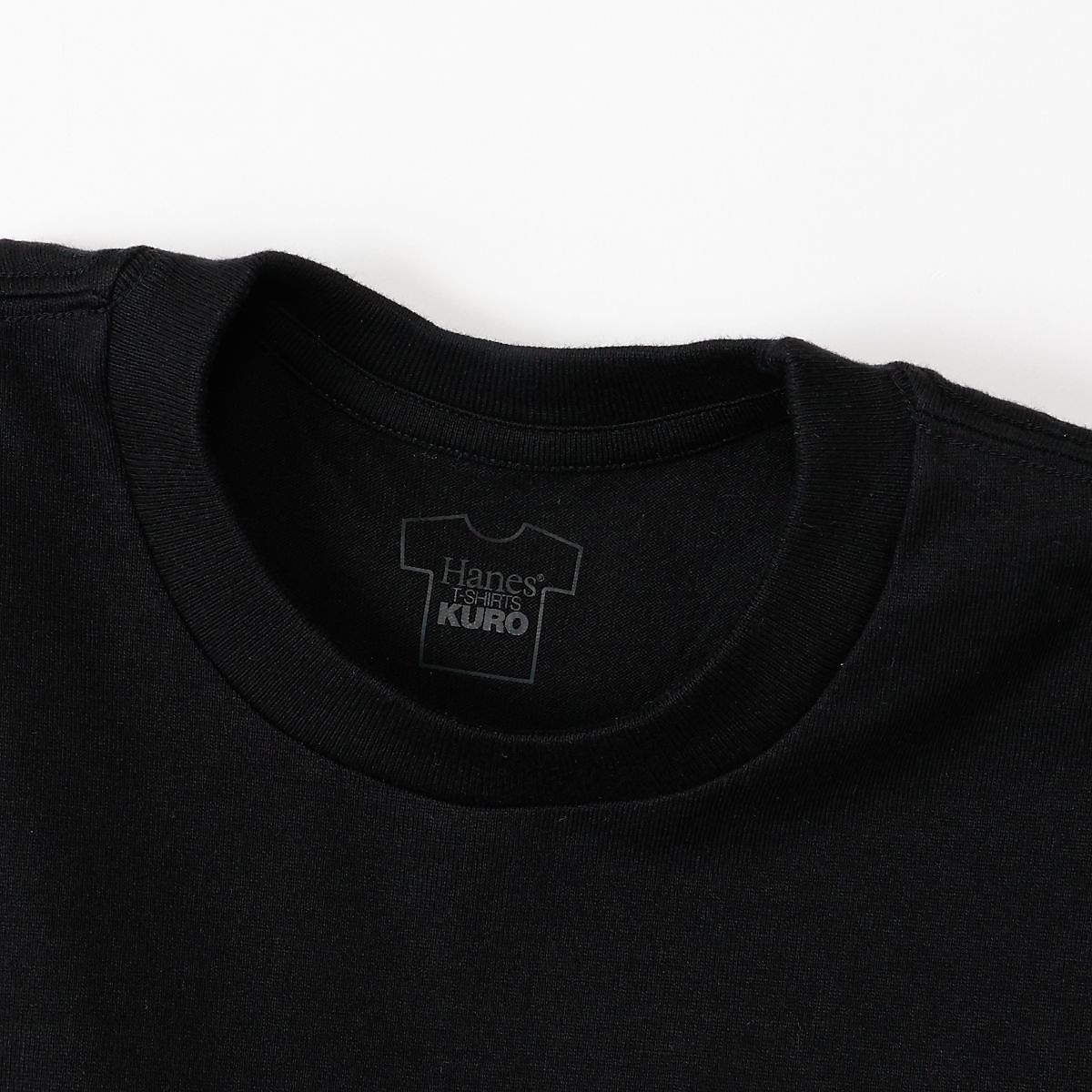 1P KUROクルーネックTシャツ
